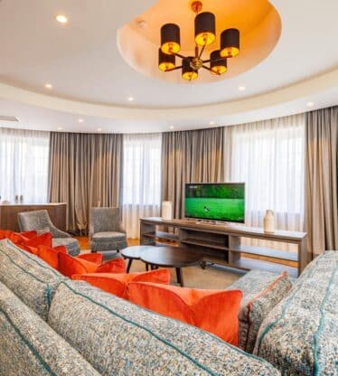 Lady Alexandra Suite 2