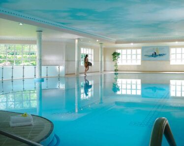 Summer Sale Hotel